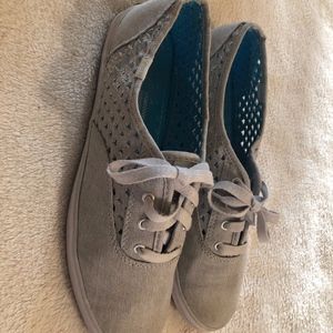 Silver Gray Keds